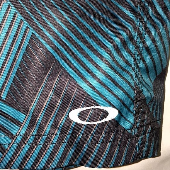 size 38  - Picture 2 of 9